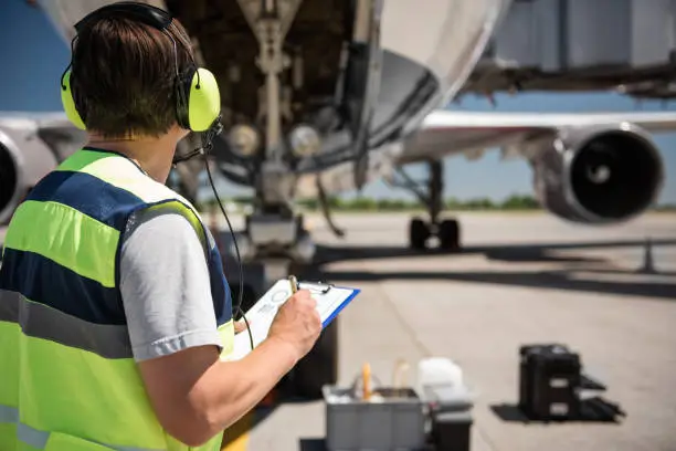Curso de mecânica especializada em ec-135 no Bonsucesso