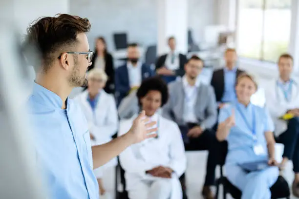 Curso técnico de inglês no Ramos