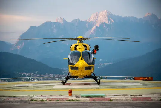 Treinamento especializado para helicópteros ec-135 no Ramos
